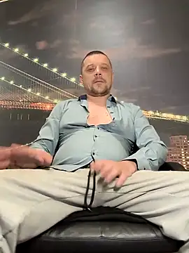 Snapshot of DanielOhCool chatting on February 28, 2025, 6:20 pm DanielOhCool online show from February 28, 2025, 6:20 pm