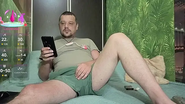 DanielOhCool online show from June 13, 2026, 6:33 am