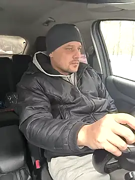 Snapshot of DanielOhCool chatting on February 24, 2025, 10:48 am DanielOhCool online show from February 24, 2025, 10:48 am