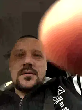 DanielOhCool online show from April 7, 2026, 9:11 am