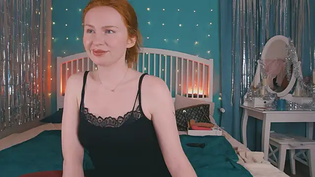 GingerArin online show from December 17, 2025, 12:43 pm