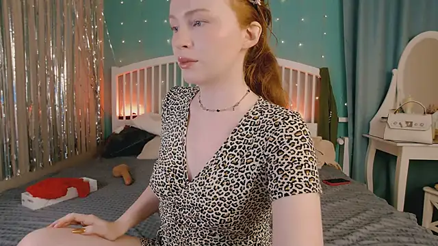 GingerArin online show from July 28, 2026, 6:43 am