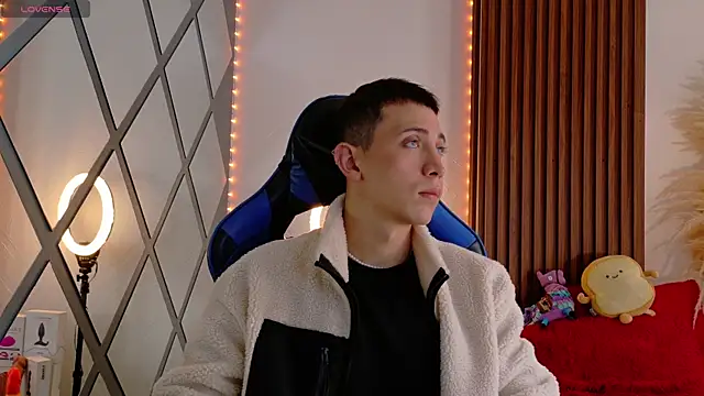 Chris Bennett online show from September 10, 2025, 1:10 pm