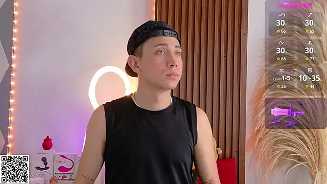 Chris Bennett online show from September 18, 2025, 1:36 pm