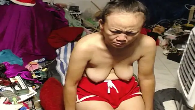1CuteAndSexy69 online show from June 27, 2026, 2:17 am