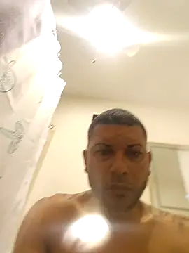 tropikboy online show from March 19, 2026, 9:42 am