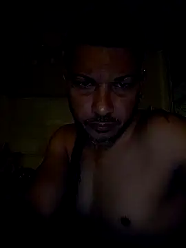 Snapshot of tropikboy chatting on October 21, 2025, 9:52 am tropikboy online show from October 21, 2025, 9:52 am