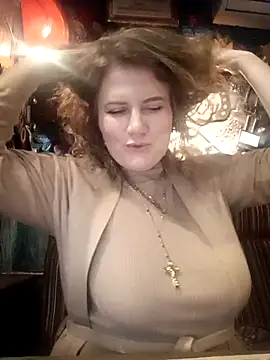 LizaCakes online show from March 14, 2025, 6:29 pm