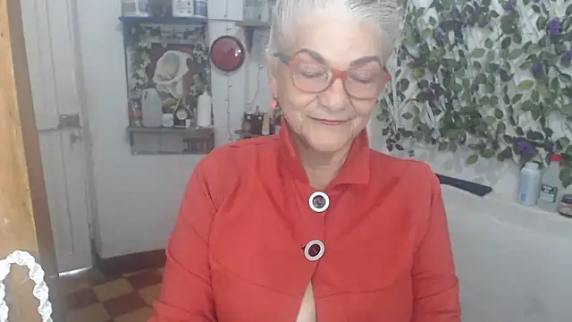 FunnyGrandma online show from April 13, 2026, 10:36 pm