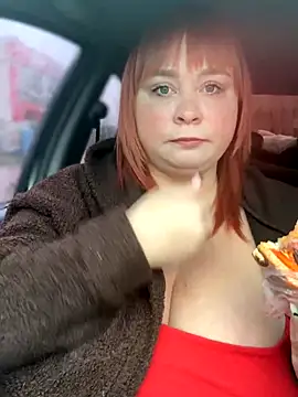 Snapshot of Model9798 chatting on October 28, 2025, 7:51 am Model9798 online show from October 28, 2025, 7:51 am