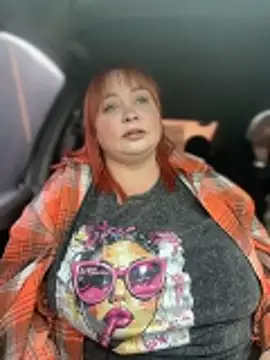 Snapshot of Model9798 chatting on March 22, 2026, 8:05 am Model9798 online show from March 22, 2026, 8:05 am