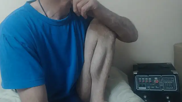 Snapshot of yvesstorm1 chatting on May 28, 2026, 5:52 pm yvesstorm1 online show from May 28, 2026, 5:52 pm