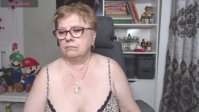 Mella4you online show from November 27, 2025, 10:16 am