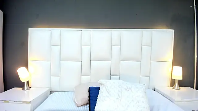 yeral2017 online show from November 13, 2025, 3:05 pm