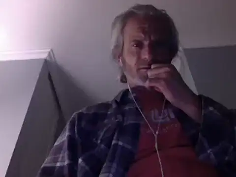 readyforfunxxx online show from December 8, 2024, 12:08 pm