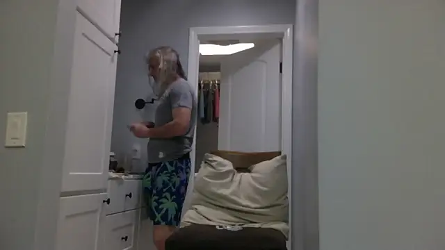 readyforfunxxx online show from January 3, 2025, 6:03 pm