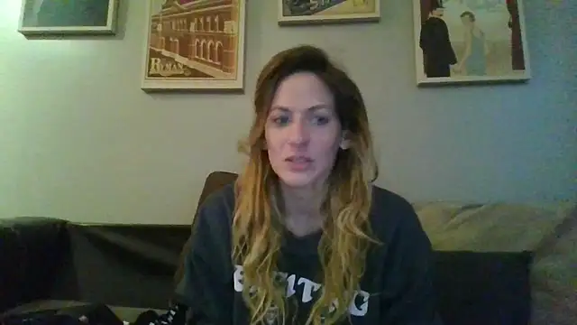 Rhodesxox online show from November 18, 2025, 10:34 pm