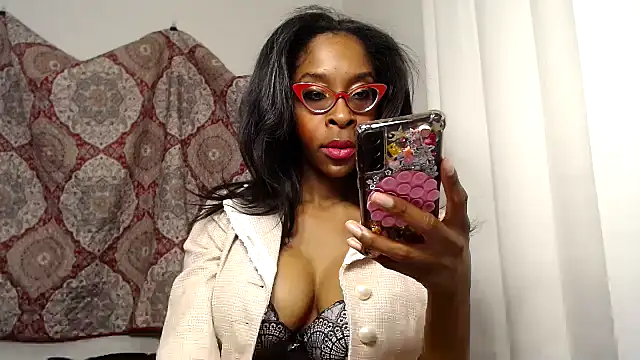 Snapshot of MissMegane chatting on January 14, 2025, 9:20 pm MissMegane online show from January 14, 2025, 9:20 pm