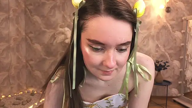 Snapshot of CloudGrace chatting on February 24, 2026, 6:20 pm CloudGrace online show from February 24, 2026, 6:20 pm