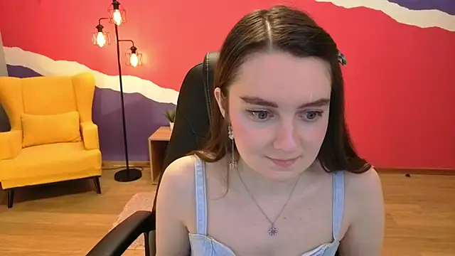 Snapshot of CloudGrace chatting on February 8, 2026, 6:16 pm CloudGrace online show from February 8, 2026, 6:16 pm