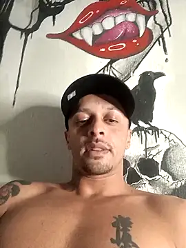 Snapshot of fafass chatting on October 28, 2025, 11:53 am fafass online show from October 28, 2025, 11:53 am