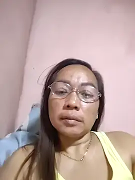 asianwet4u online show from December 15, 2025, 8:25 pm