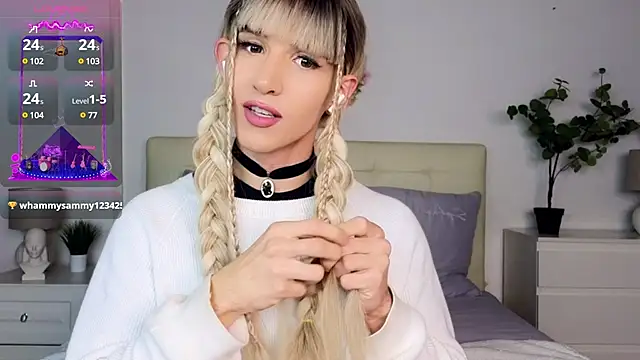 Snapshot of HelenSpellman chatting on December 3, 2024, 10:34 am HelenSpellman online show from December 3, 2024, 10:34 am