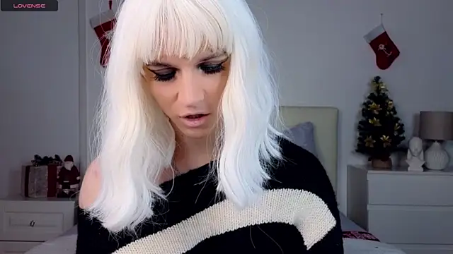 Snapshot of HelenSpellman chatting on January 12, 2025, 5:24 am HelenSpellman online show from January 12, 2025, 5:24 am