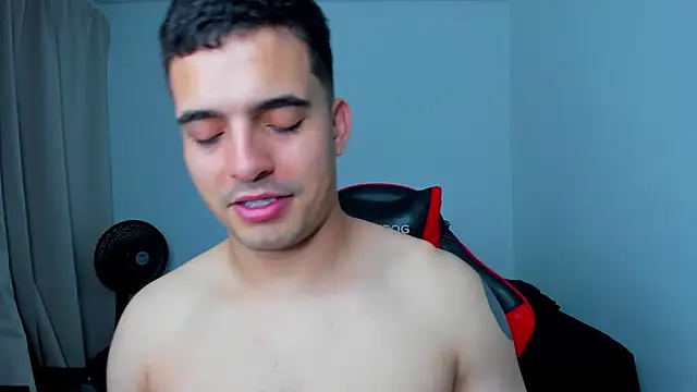 tanner hard  online show from March 1, 2025, 2:04 am