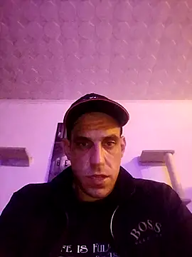 Codymc89 online show from October 18, 2025, 11:07 pm