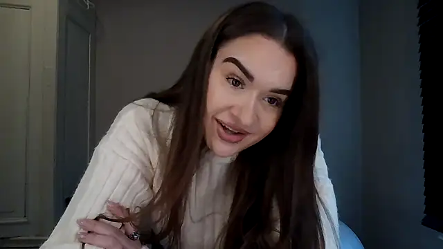 Snapshot of avajade chatting on November 24, 2025, 11:54 am avajade online show from November 24, 2025, 11:54 am