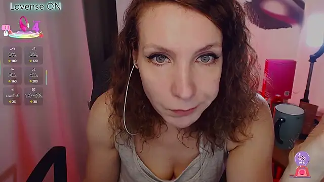 JohansonKatie online show from March 22, 2025, 12:25 pm