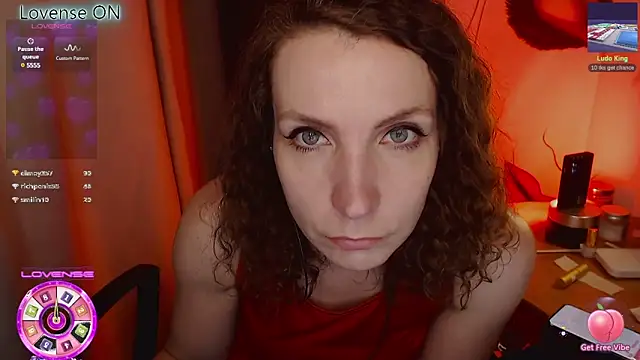 JohansonKatie online show from February 26, 2025, 10:15 pm