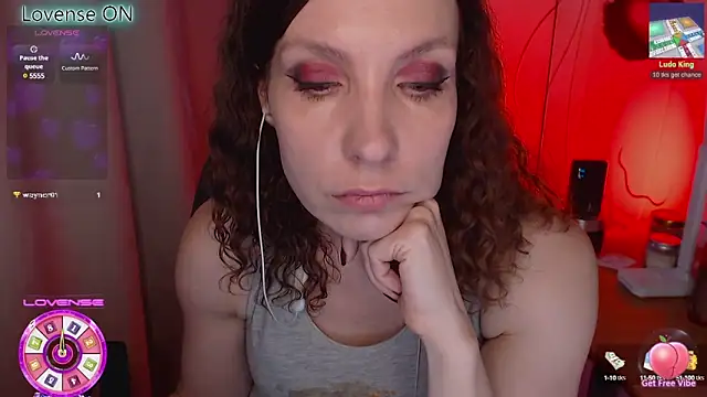 JohansonKatie online show from February 16, 2025, 1:49 pm