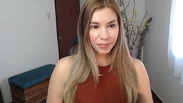 ms sofia x online show from April 3, 2026, 3:18 pm