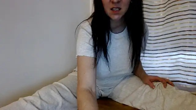 SofiaLenis online show from March 17, 2026, 1:03 pm