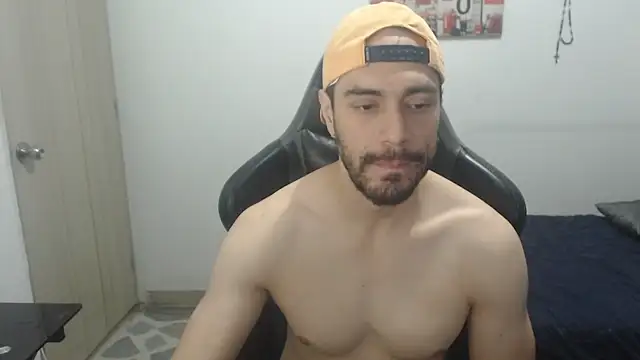 samuelgarcia  online show from April 19, 2026, 8:37 am