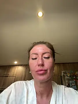 Snapshot of Avtosluts777 chatting on April 16, 2026, 8:26 am Avtosluts777 online show from April 16, 2026, 8:26 am