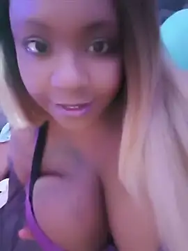 Snapshot of 6lue6a6y69 chatting on June 18, 2026, 12:32 pm 6lue6a6y69 online show from June 18, 2026, 12:32 pm