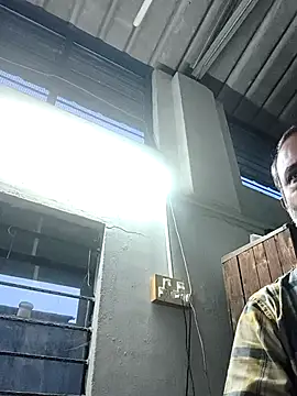 tz143143 online show from January 13, 2026, 12:42 pm