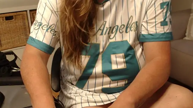 KimMitchelli online show from May 5, 2026, 4:48 am
