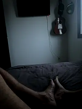 Snapshot of Rodrigo2021spzs chatting on October 26, 2025, 9:15 pm Rodrigo2021spzs online show from October 26, 2025, 9:15 pm