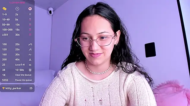 Snapshot of Anyi_1 chatting on February 6, 2026, 1:23 am Anyi 1 online show from February 6, 2026, 1:23 am