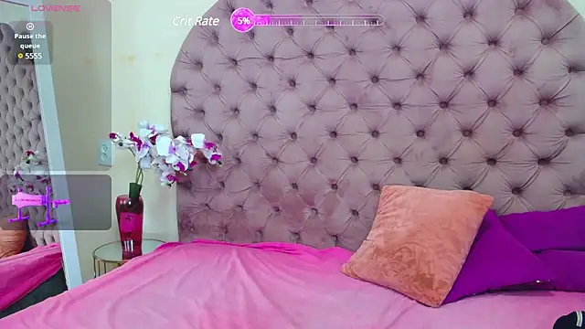 Leslie passion online show from February 22, 2025, 1:35 pm