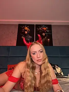 RockQueen A online show from October 27, 2025, 5:19 am