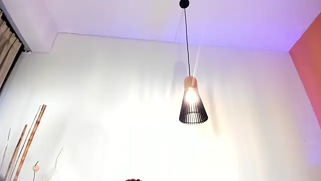 JupiteFox online show from April 17, 2026, 12:24 am