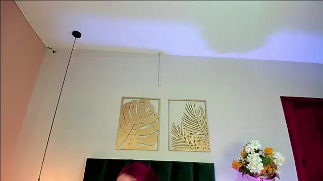 JupiteFox online show from March 31, 2026, 12:45 am