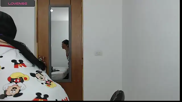 selena ferri online show from December 16, 2025, 4:06 am