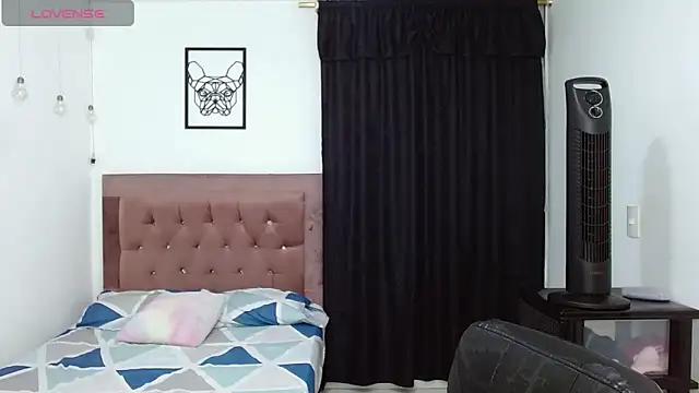 Snapshot of selena_ferri chatting on April 15, 2026, 11:38 pm selena ferri online show from April 15, 2026, 11:38 pm