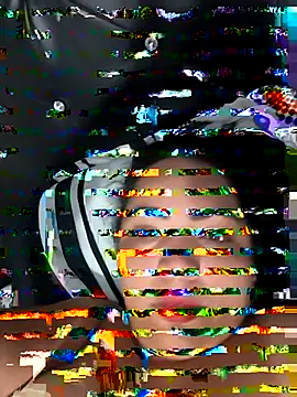 NIKOLE1301 online show from December 4, 2025, 9:58 pm